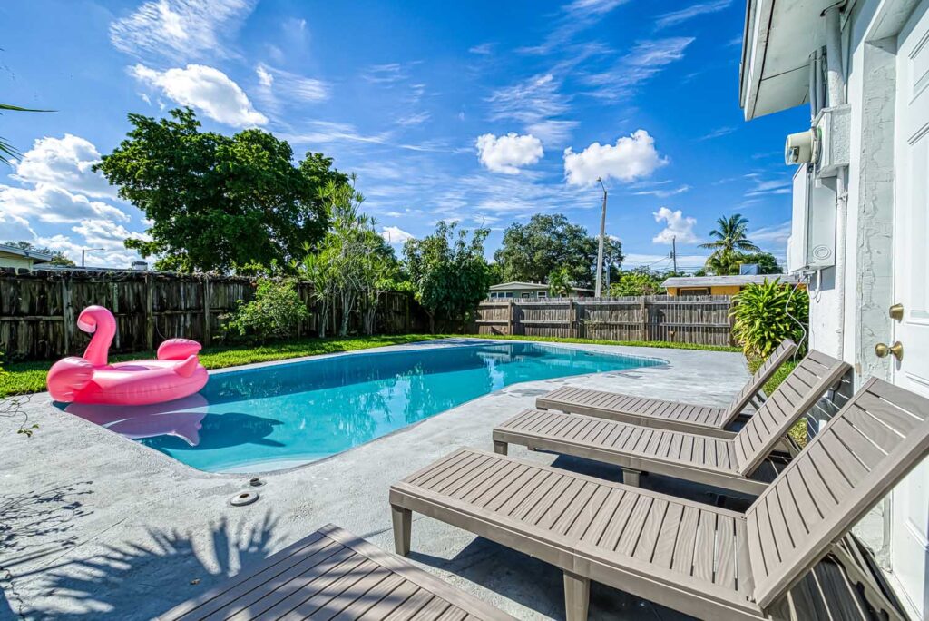 Airbnb Photographer in Hallandale Beach, Florida
